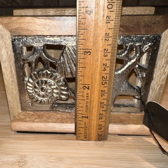 Seashell themed Wood and Stainless Steel Napkin Holder Brand-Nu Steel India - Picture 3 of 7